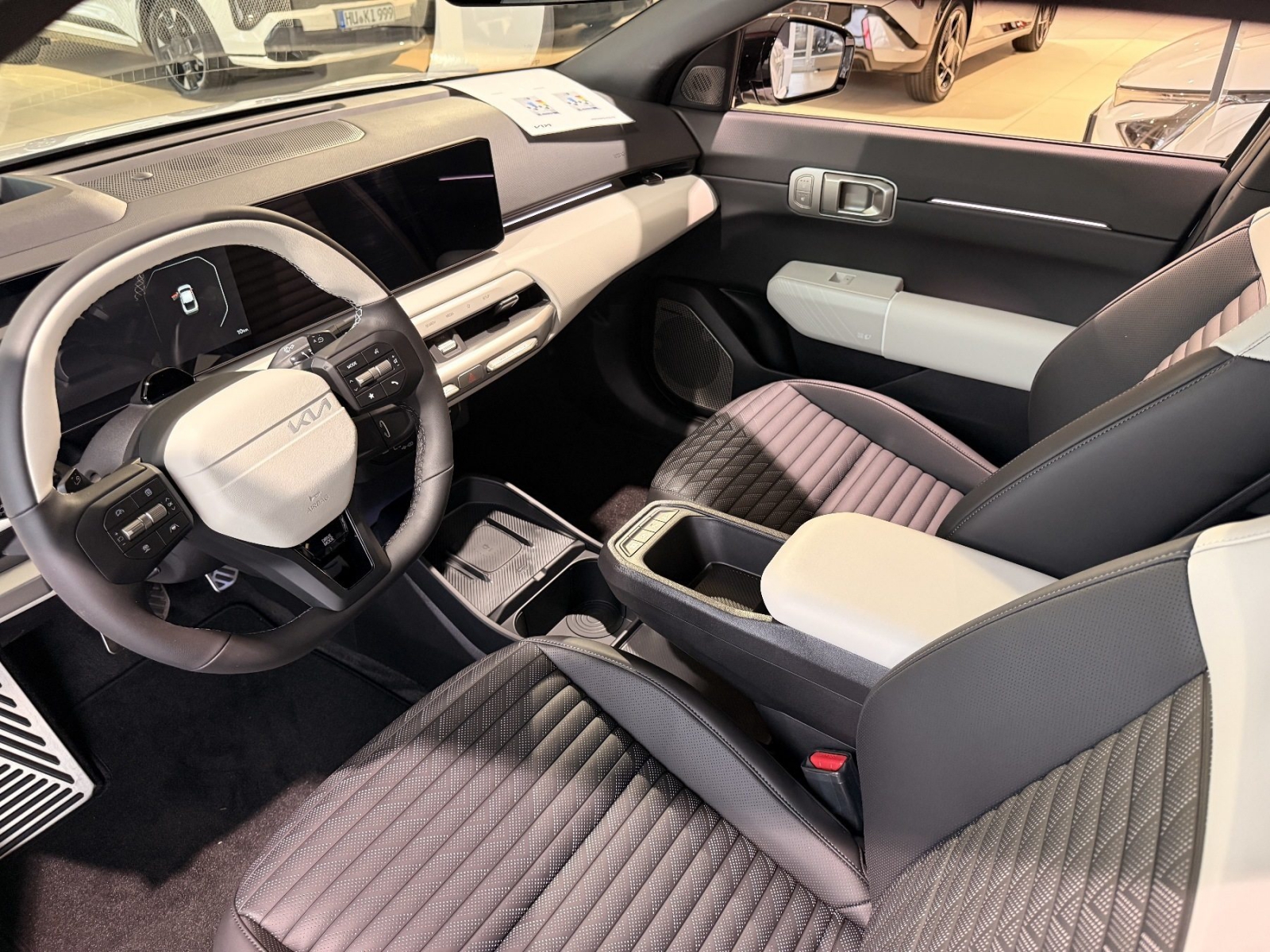 Kia EV4 Fastback – Bild 5