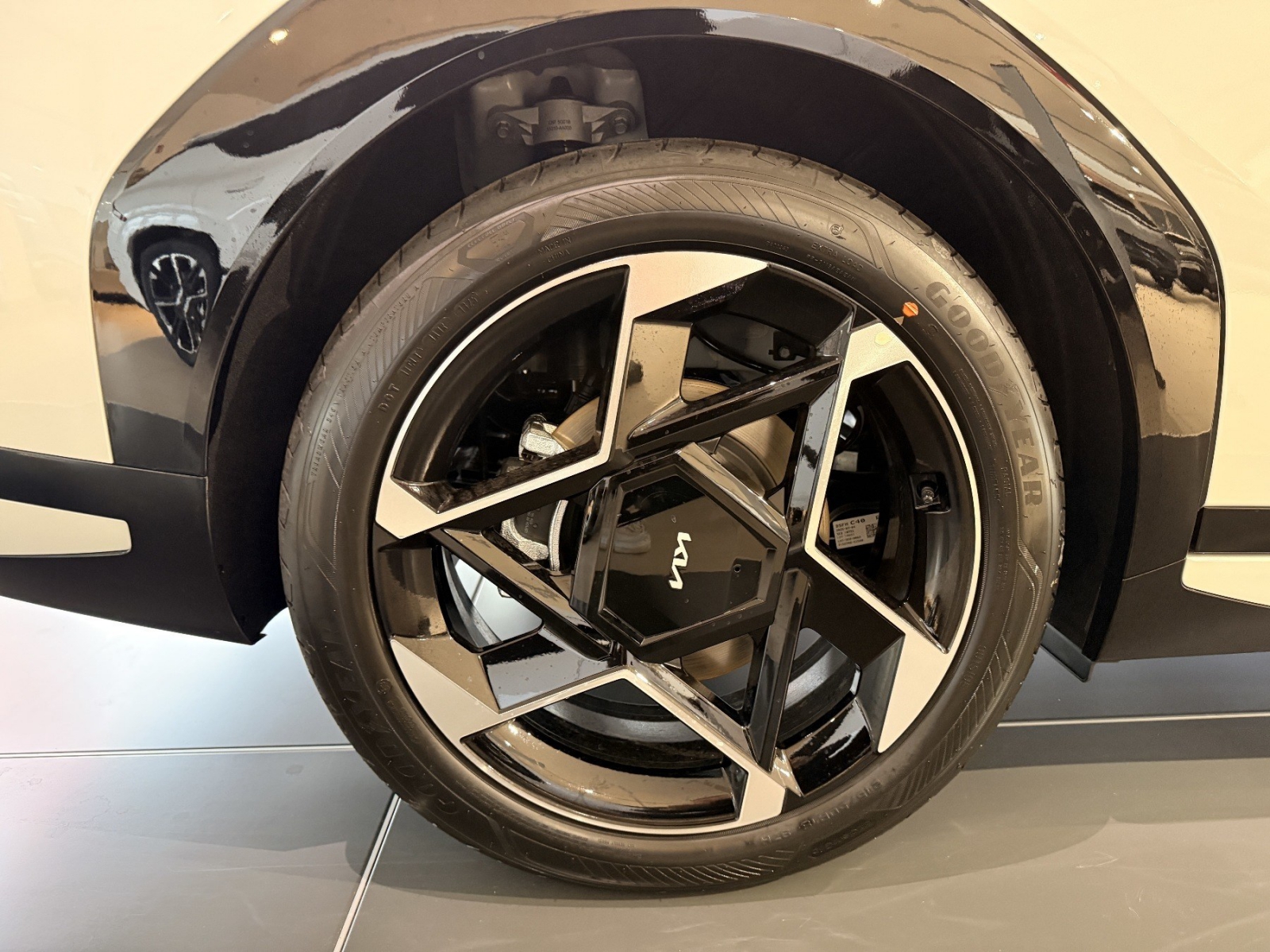 Kia EV4 Fastback – Bild 8