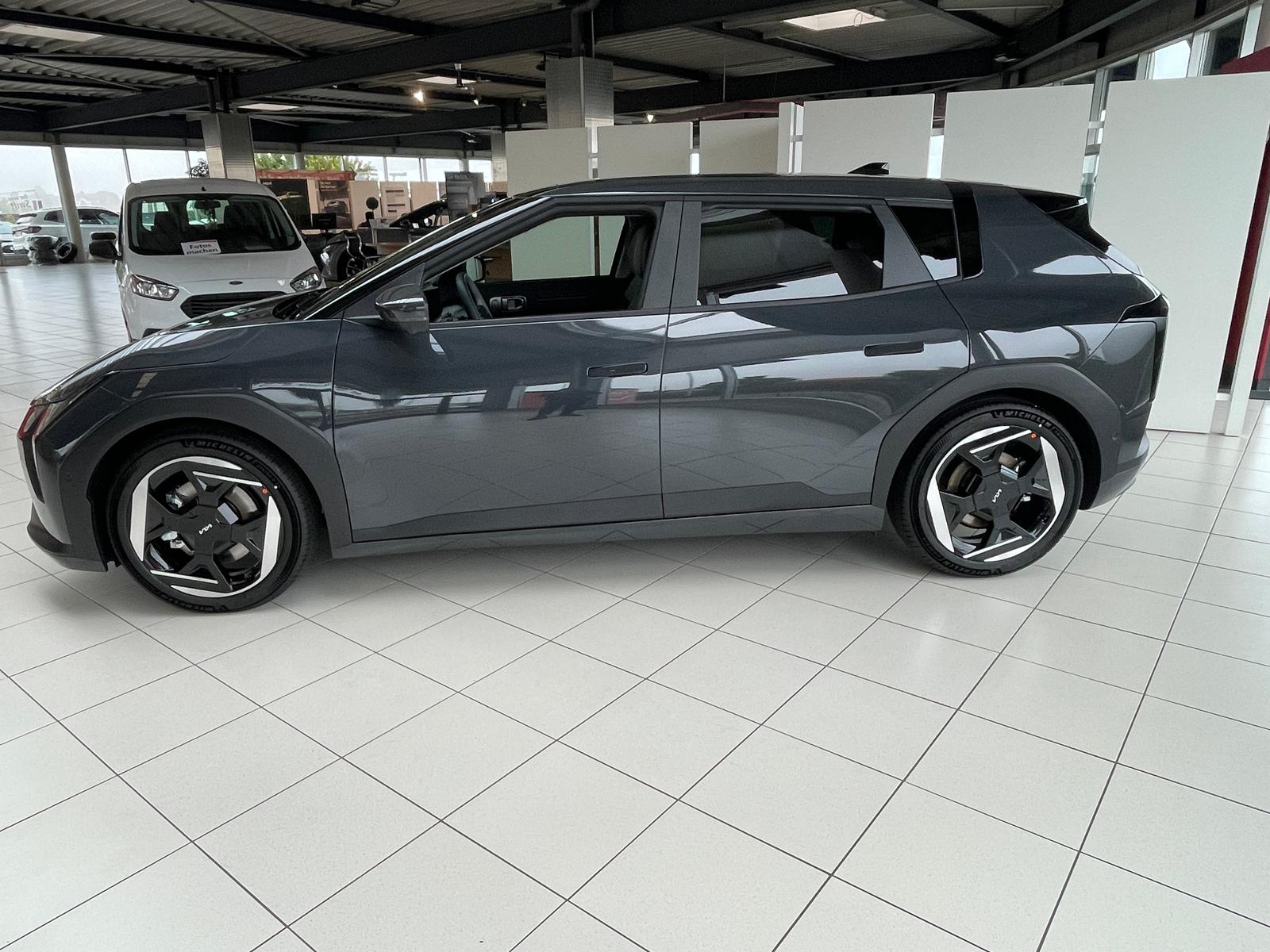 Kia EV4