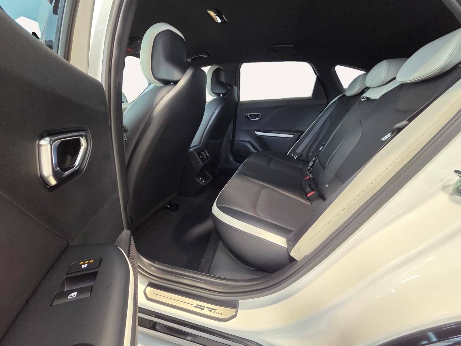 Kia K4 – Bild 24