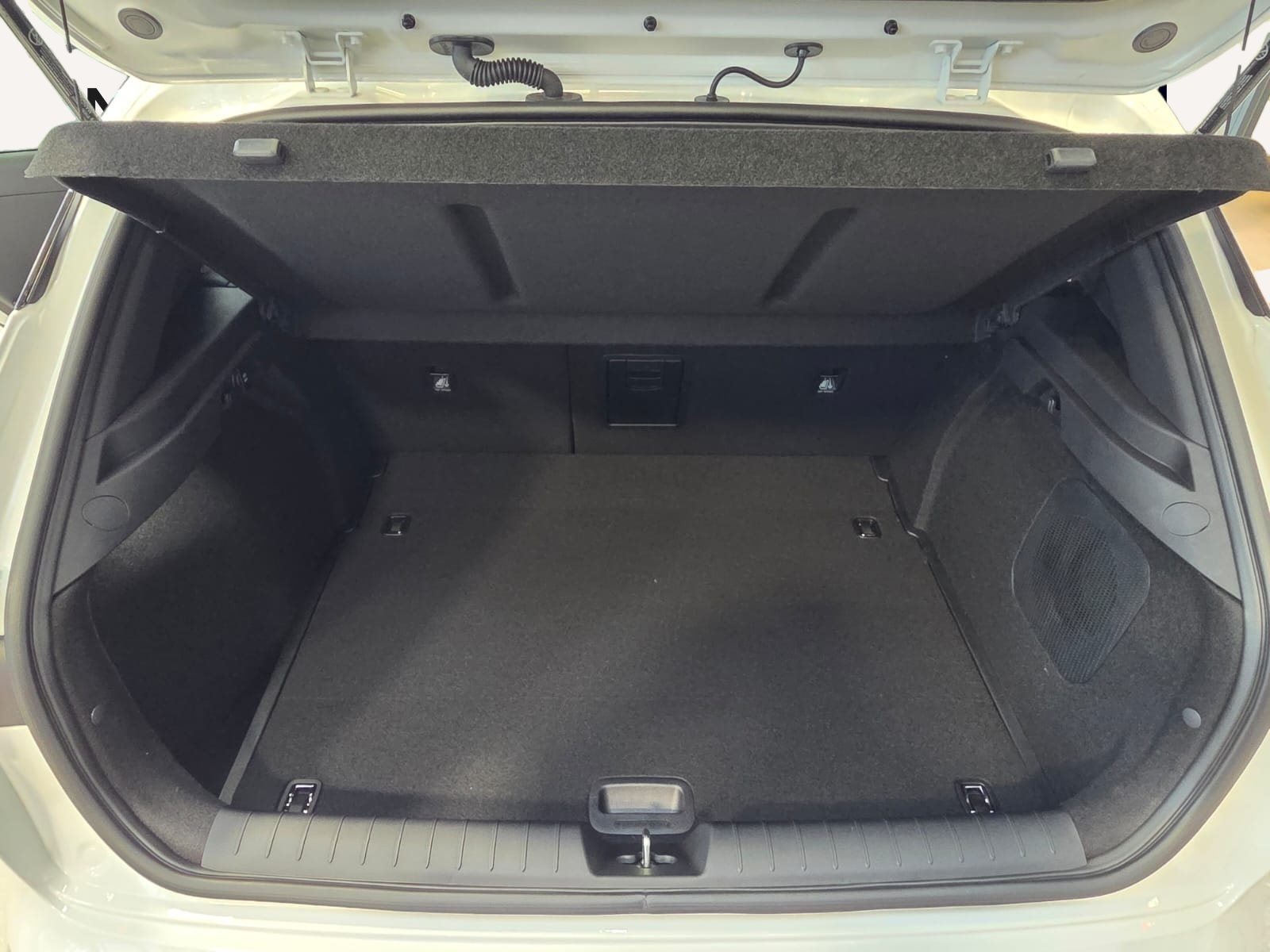 Kia K4 – Bild 25