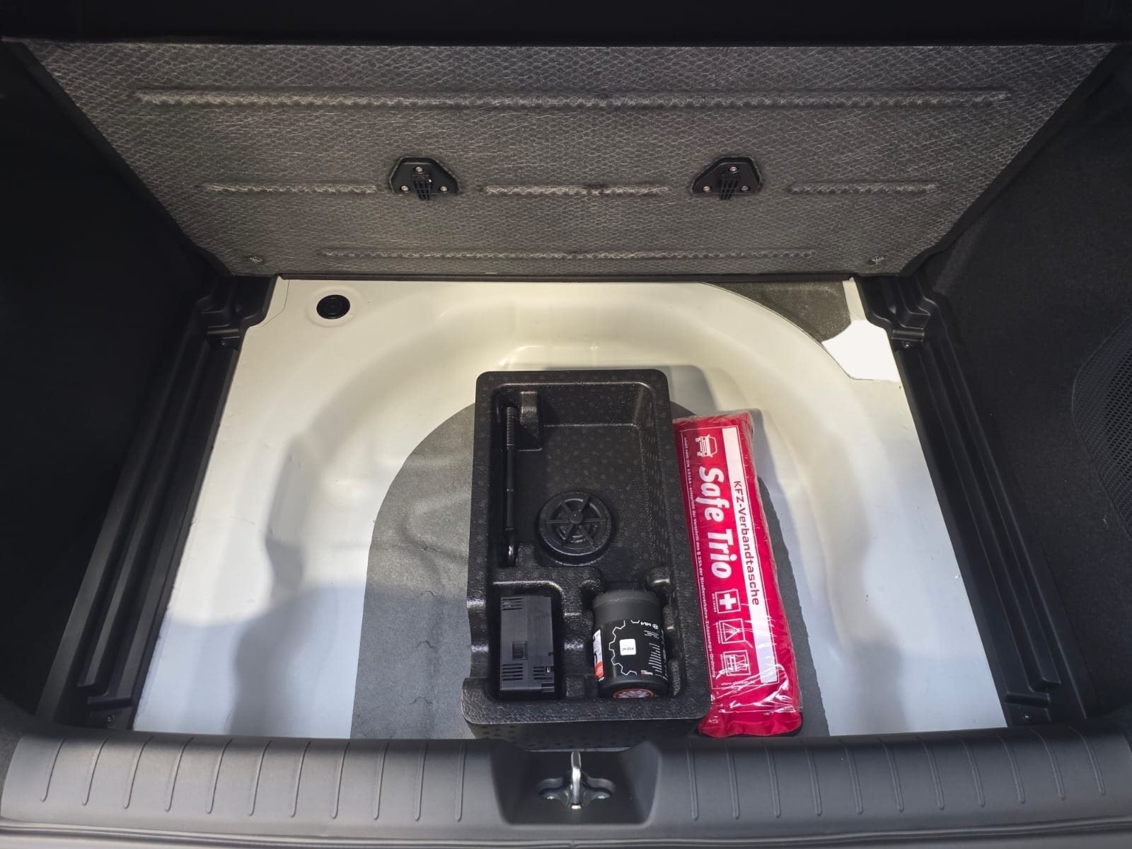 Kia K4 – Bild 26