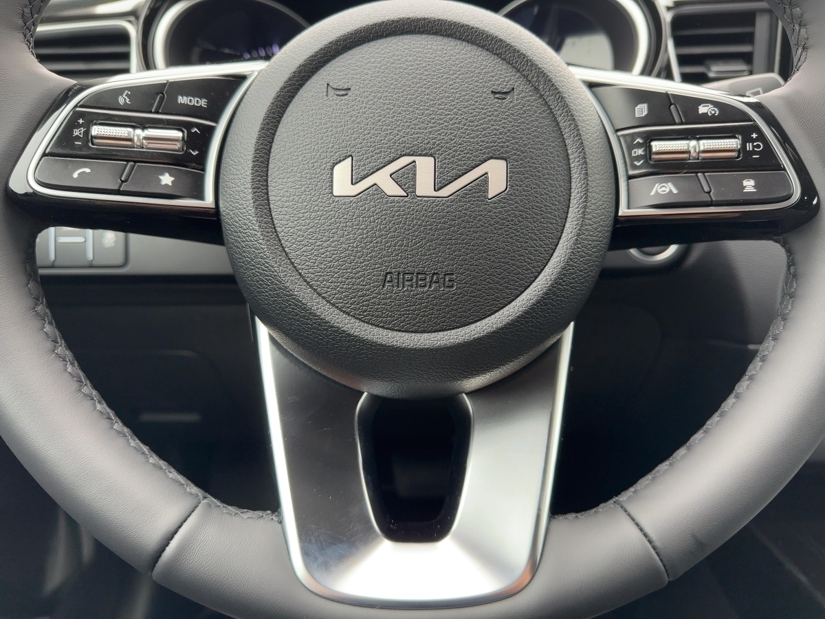 Kia cee'd – Bild 10