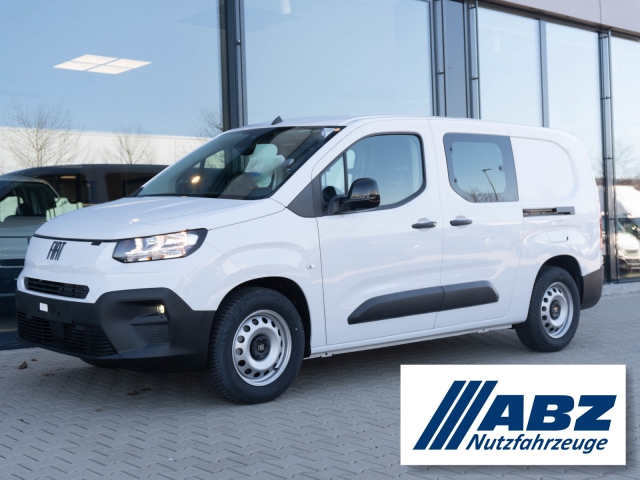 Fiat Doblo Maxi MultiCab 130 Automatik / 5-Sitzer 
