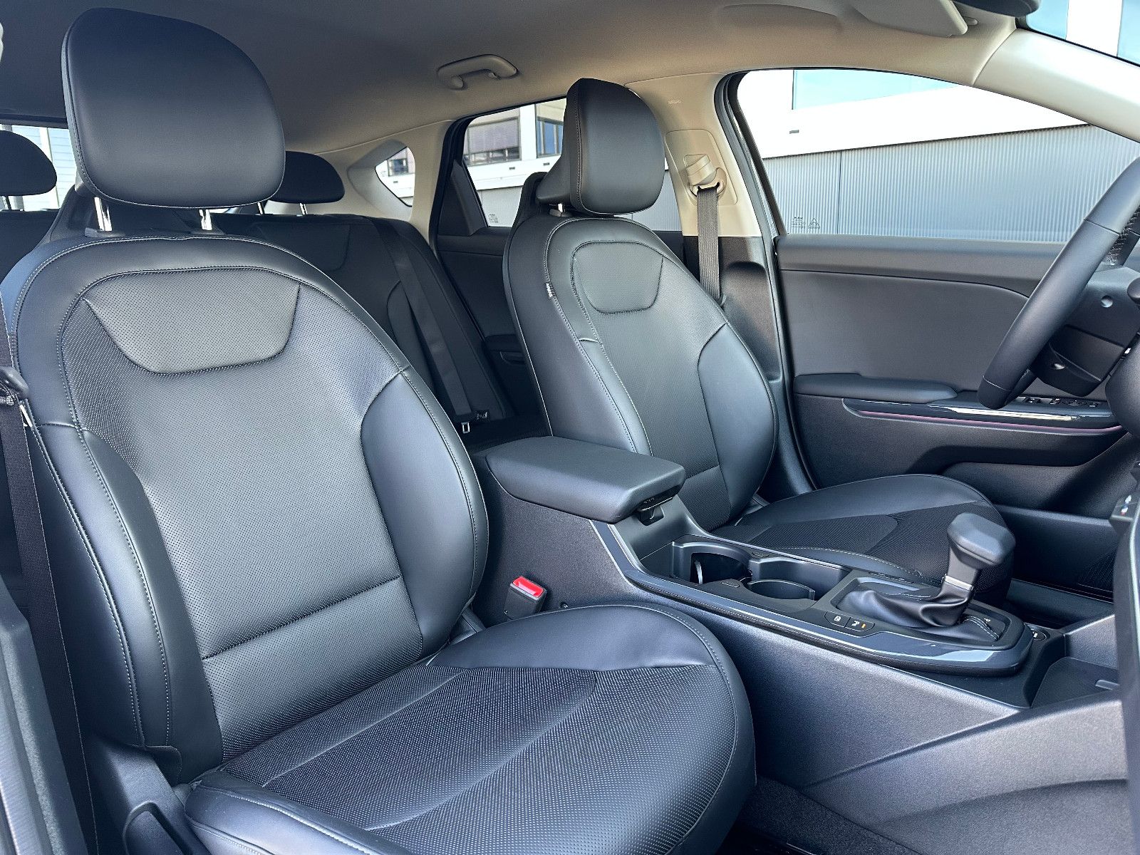 Kia K4 – Bild 10