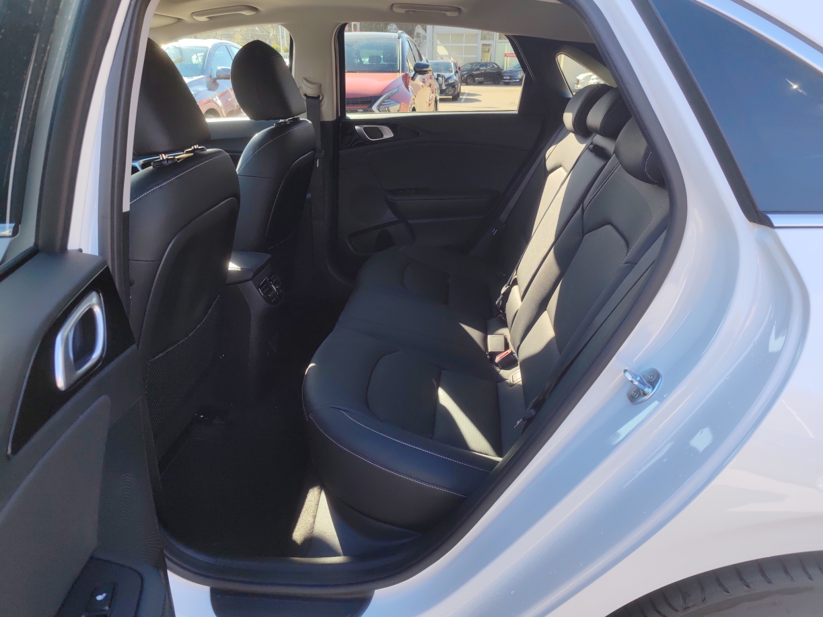 Kia cee'd – Bild 12
