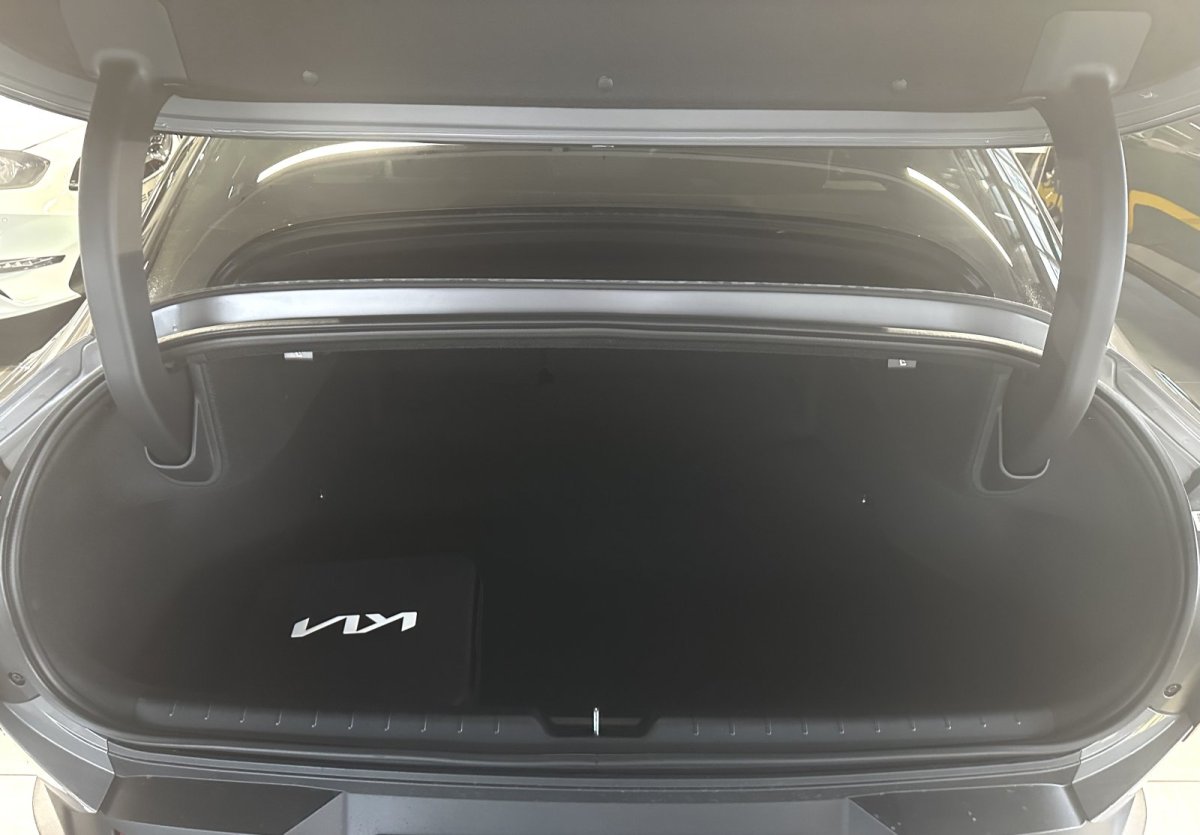 Kia EV4 Fastback – Bild 9