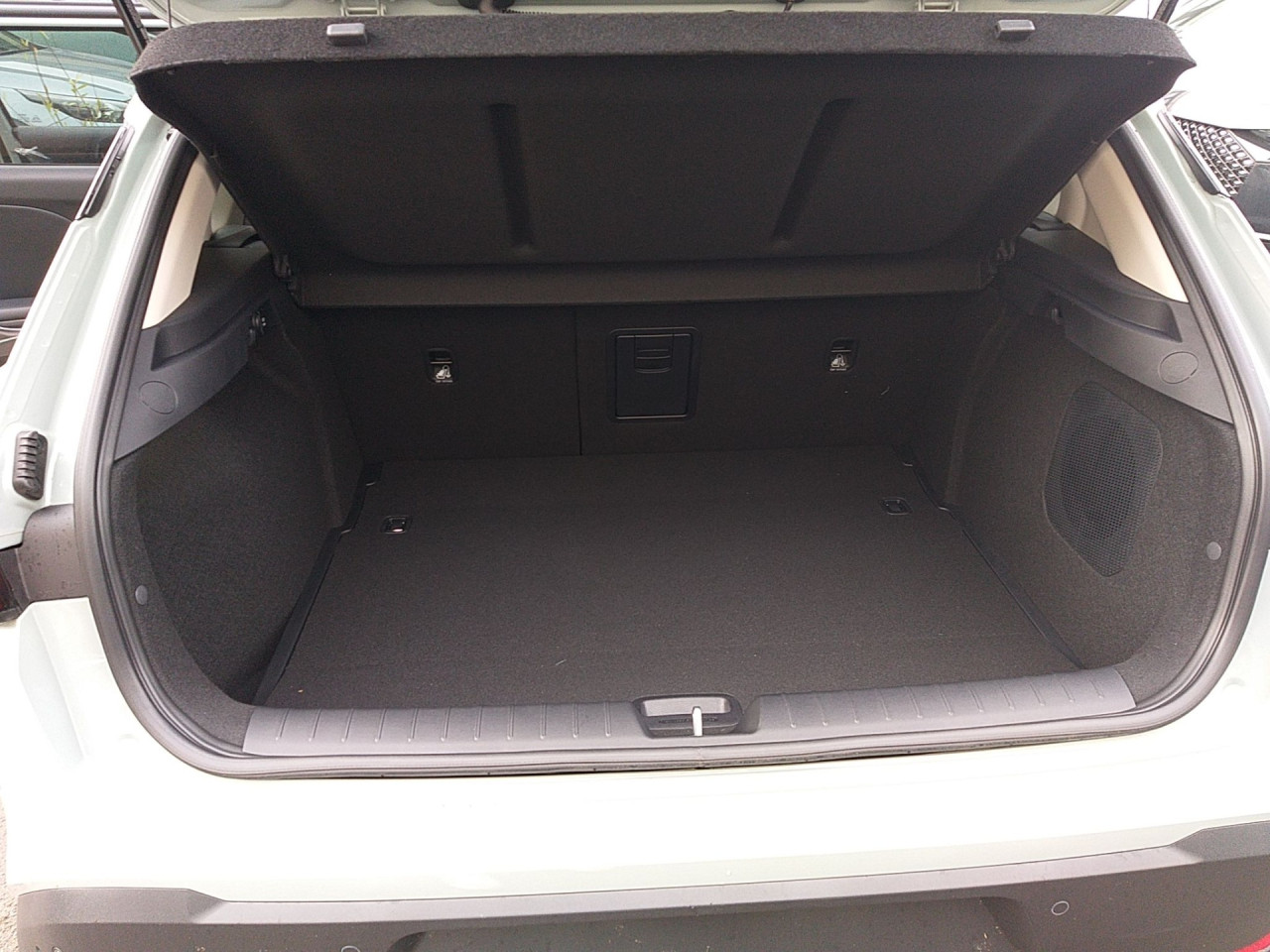 Kia K4 – Bild 12