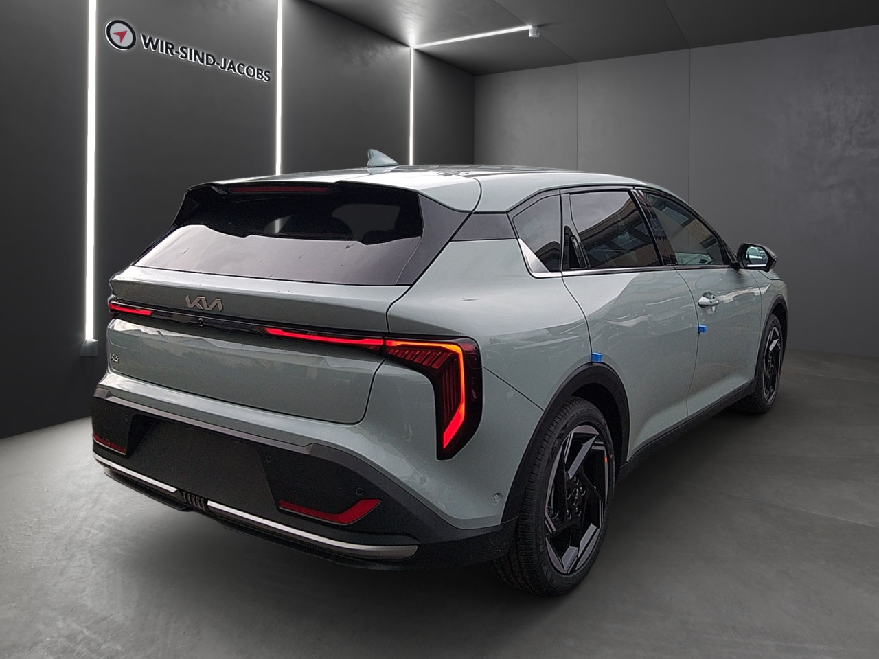 Kia K4