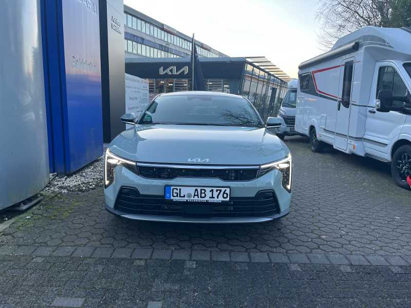 Kia K4
