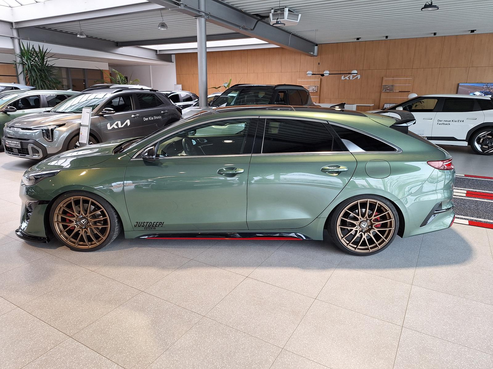 Kia ProCeed