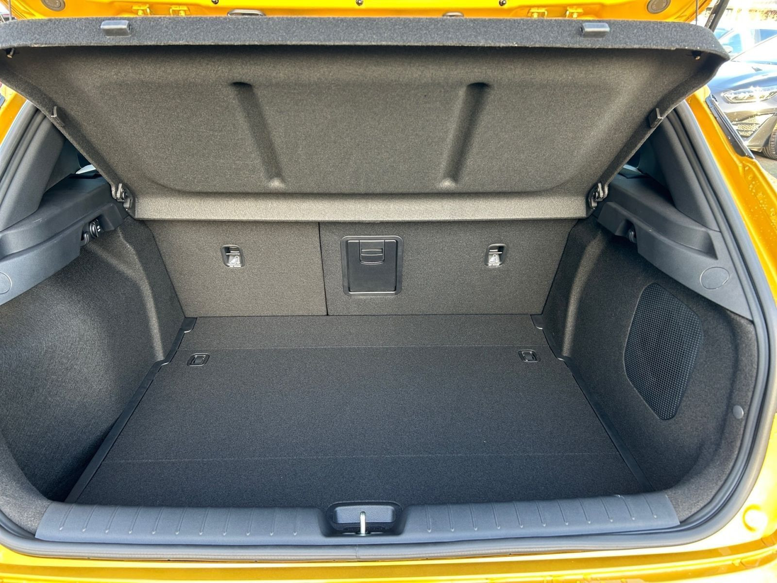 Kia K4 – Bild 12