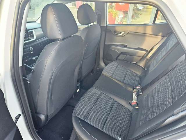 Kia Stonic – Bild 10
