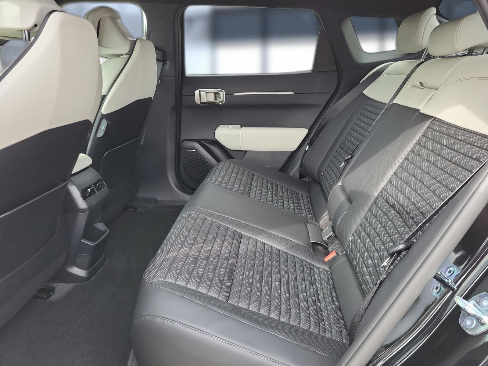 Kia EV4 Fastback – Bild 15