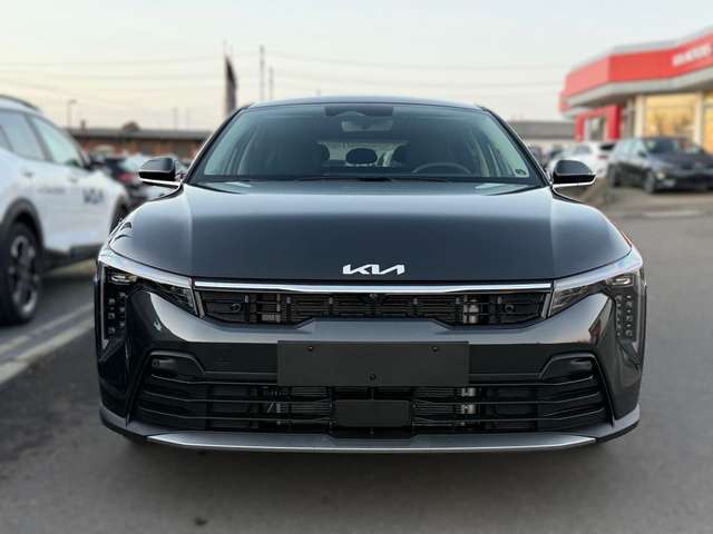 Kia K4