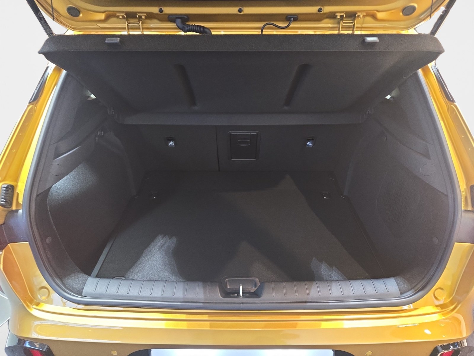Kia K4 – Bild 11