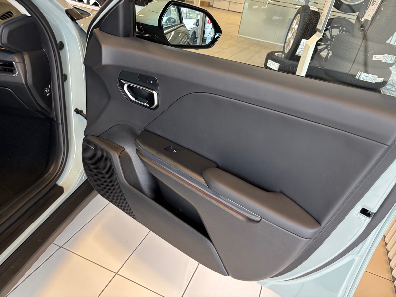 Kia K4 – Bild 17