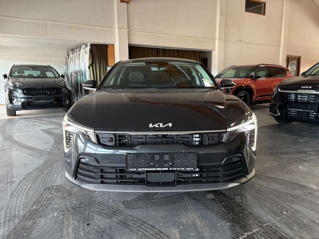 Kia K4