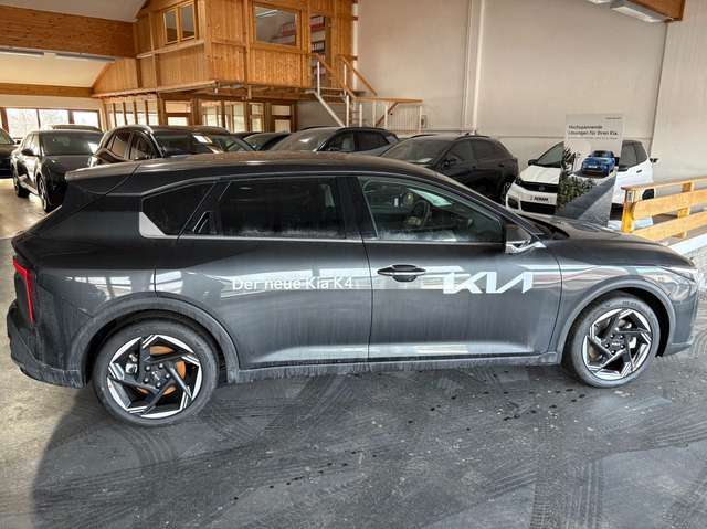 Kia K4 – Bild 8
