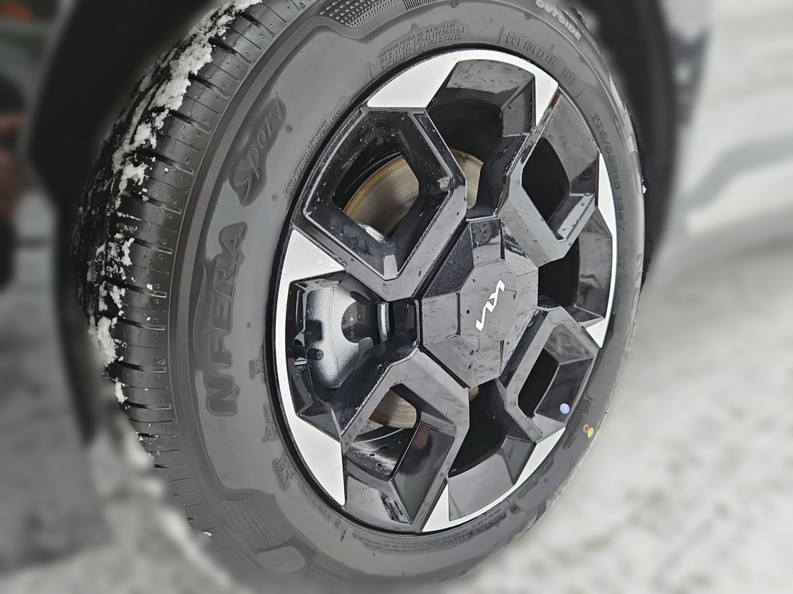 Kia EV5