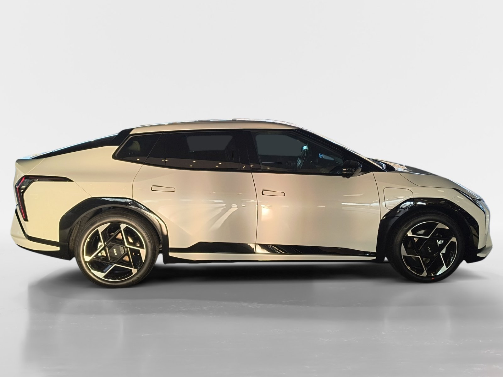 Kia EV4 Fastback – Bild 6