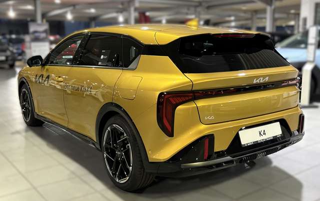 Kia K4