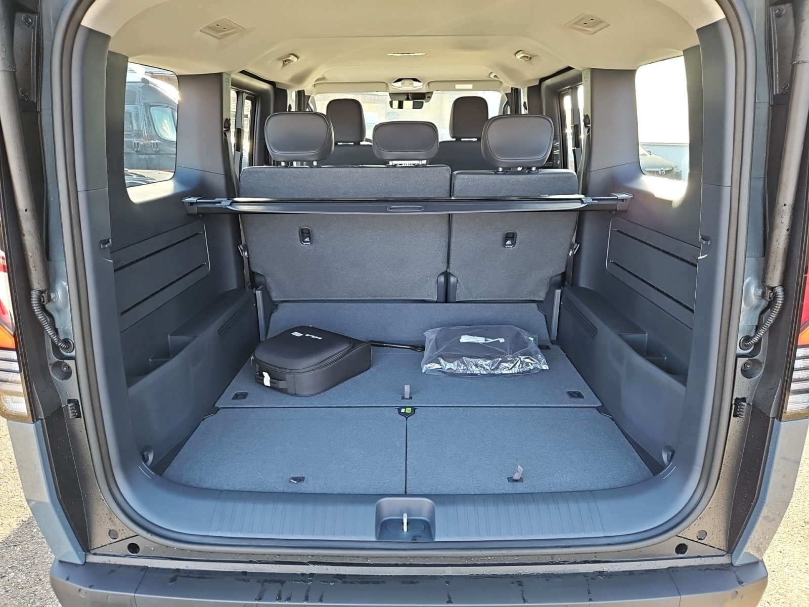 Kia PV5 – Bild 12