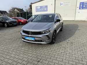 Opel Grandland Elegance 1,5 CDTI Aut Navi LED Kamera Leder ACC TWA SHA Alu18 E6
