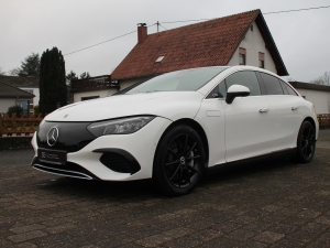 Mercedes-Benz EQE 300 Mercedes Garantie bis 2031