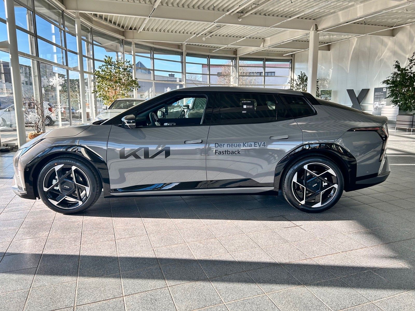 Kia EV4 Fastback – Bild 5
