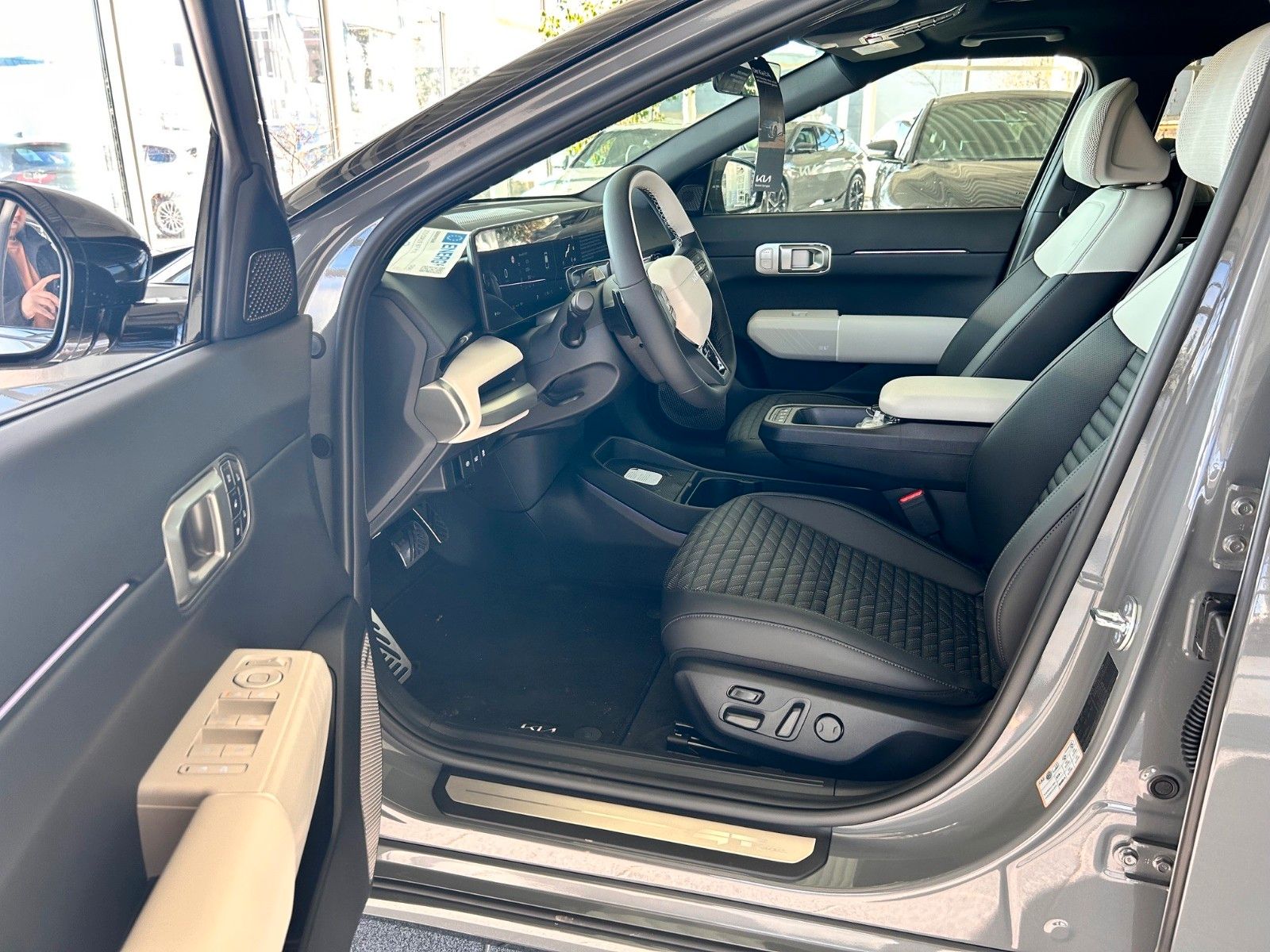 Kia EV4 Fastback – Bild 7