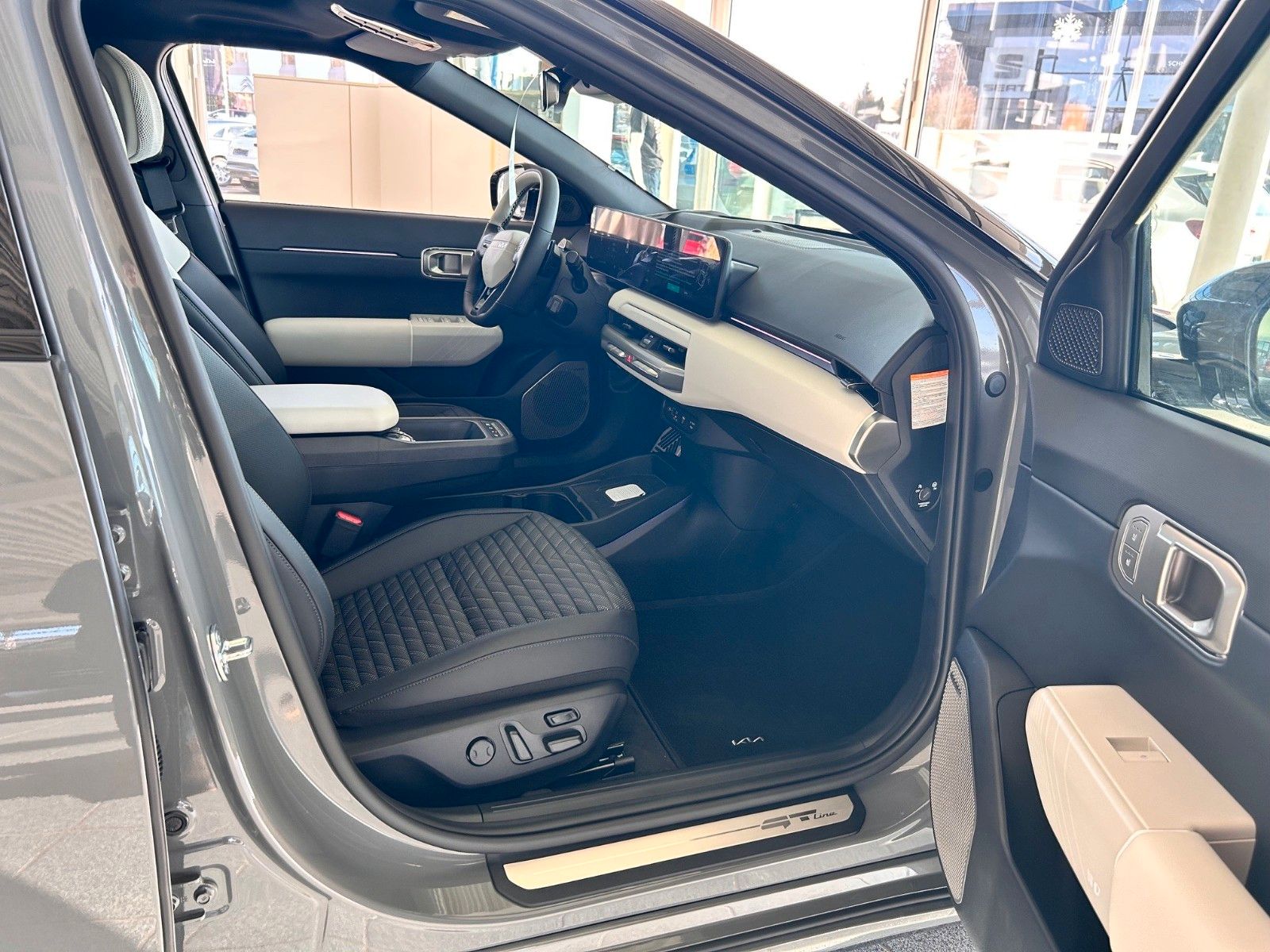 Kia EV4 Fastback – Bild 9