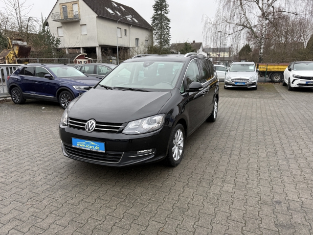 VW Sharan Highline 1,4 TSI Aut Navi Bi-Xe ACC P-Dach SHA TWA PDC Alu17 E6