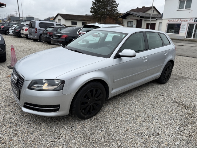 Audi A3 1.2i TFSI Attraction Automatik 2.Hand