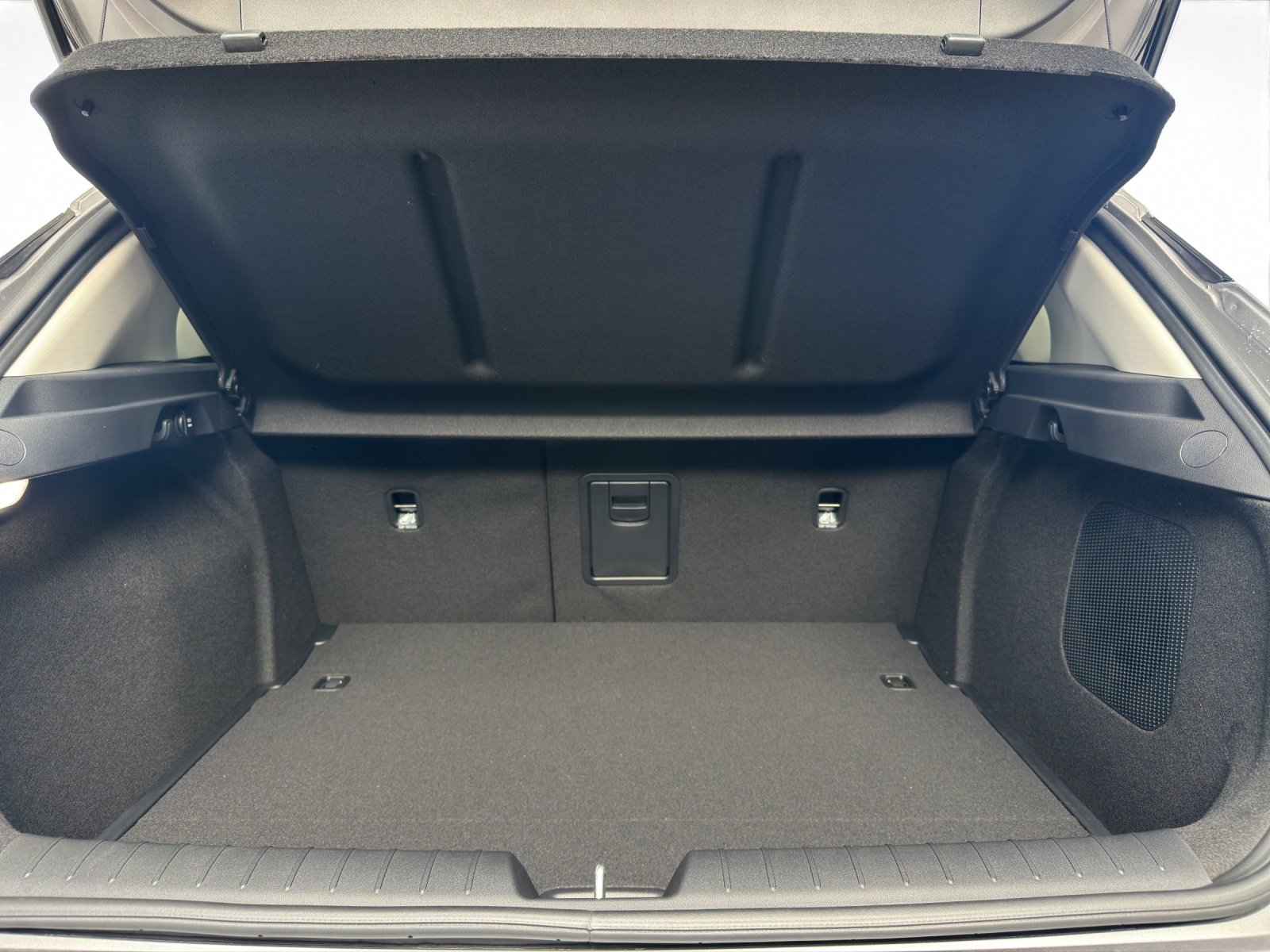 Kia K4 – Bild 20