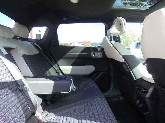 Kia EV4 Fastback – Bild 11