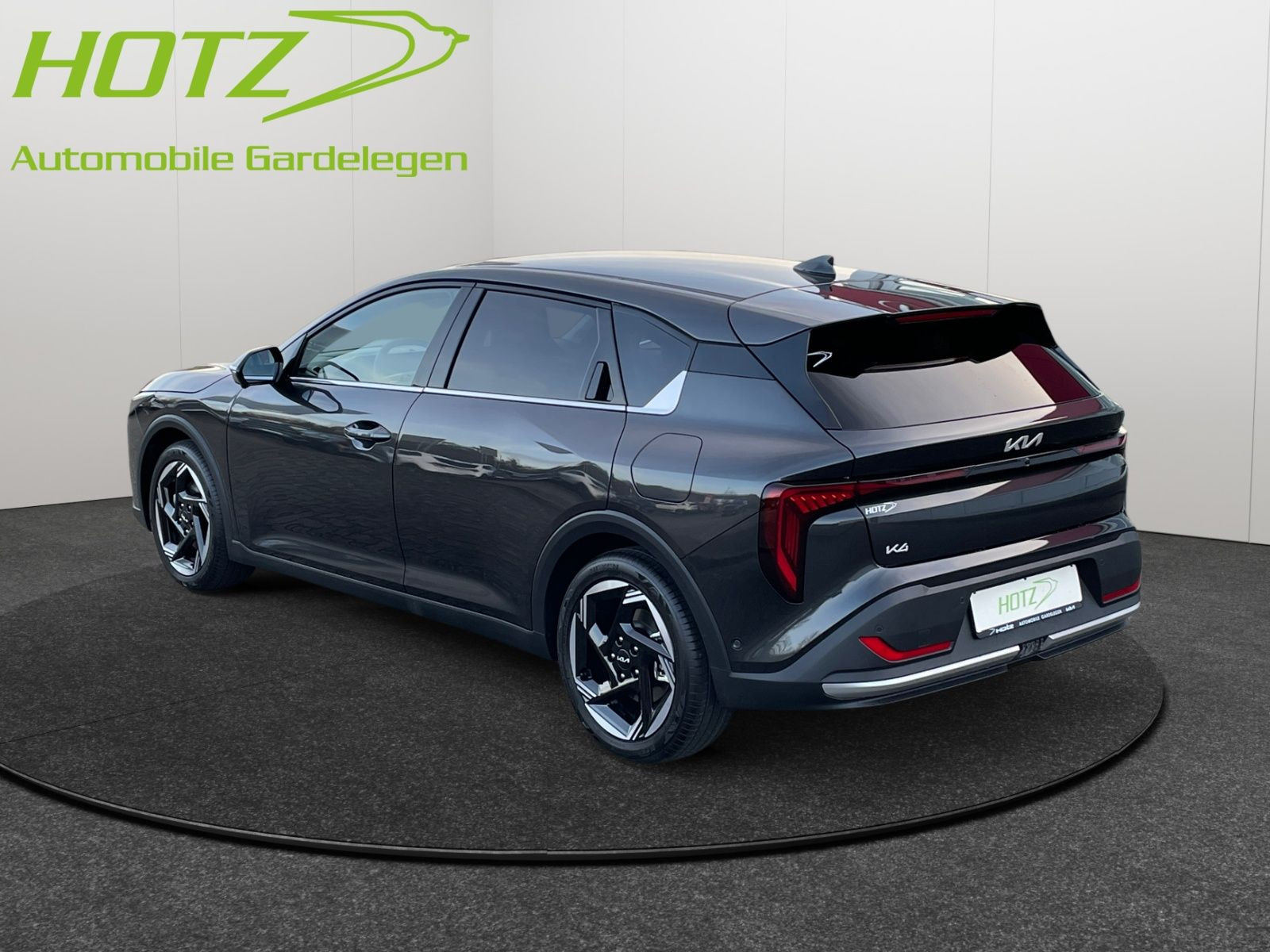 Kia K4