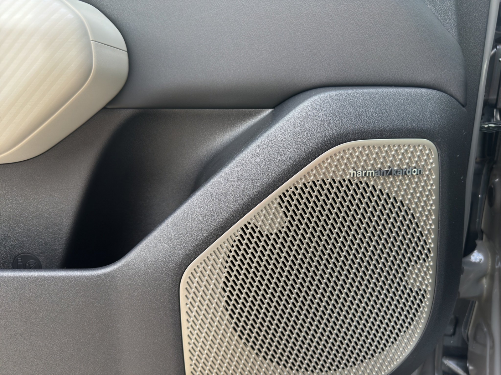 Kia EV4 Fastback – Bild 21