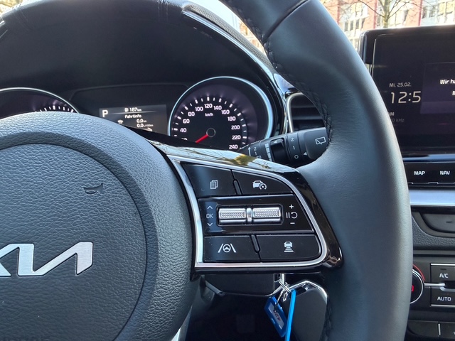 Kia cee'd – Bild 12