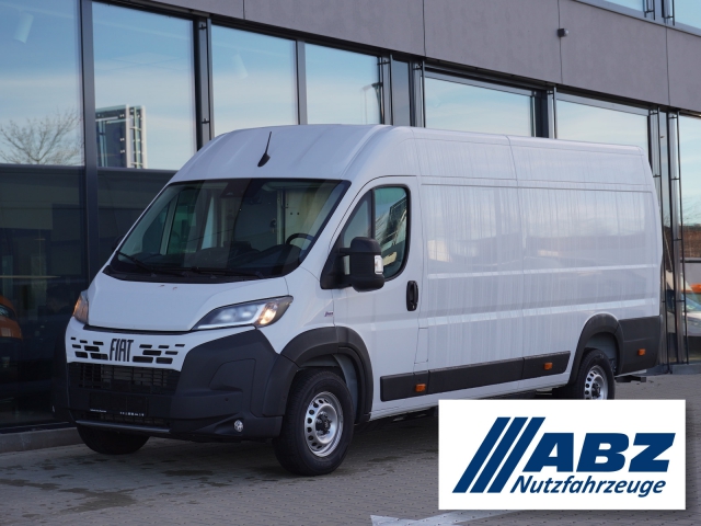 Fiat E-Ducato 40 L4H2 / Post-Ausbau mit Durchgang 