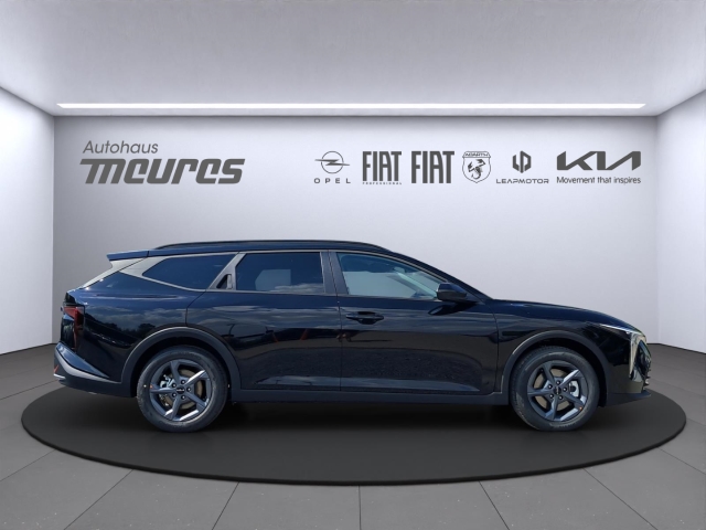 Kia K4 SW – Bild 5
