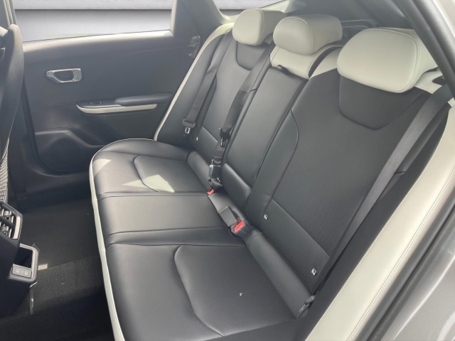 Kia K4 SW – Bild 16