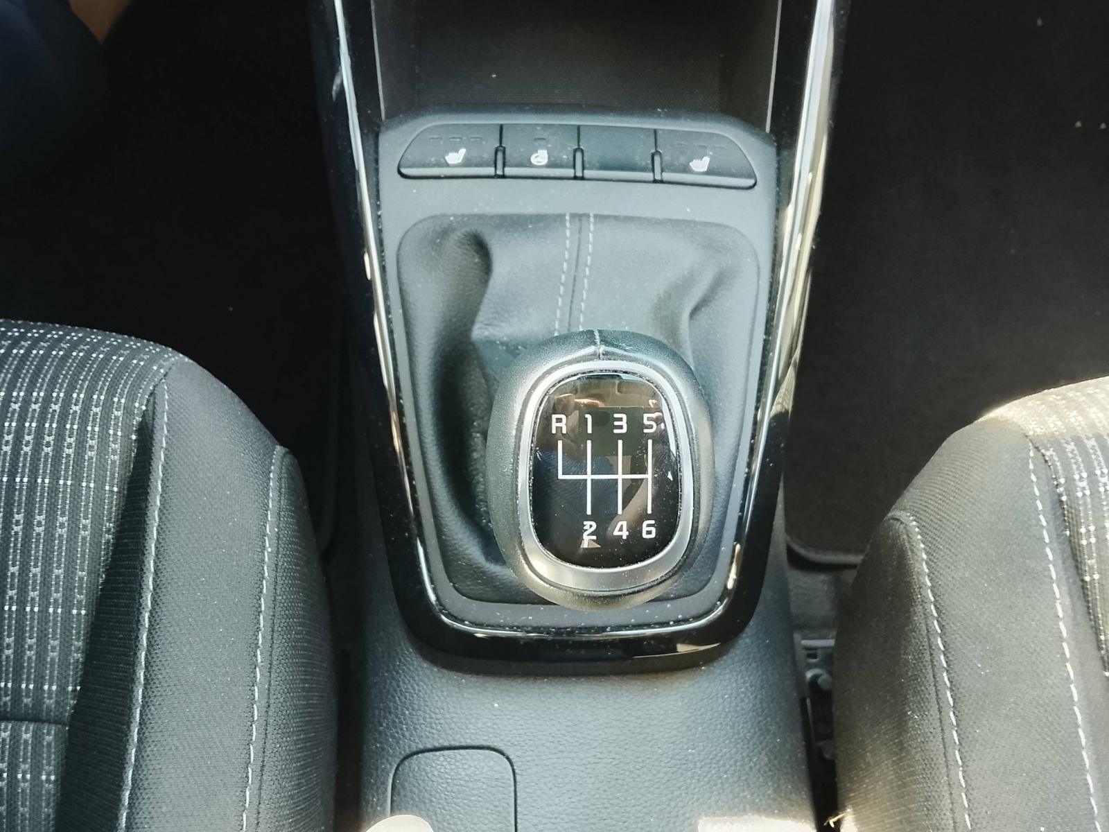 Kia Stonic – Bild 4