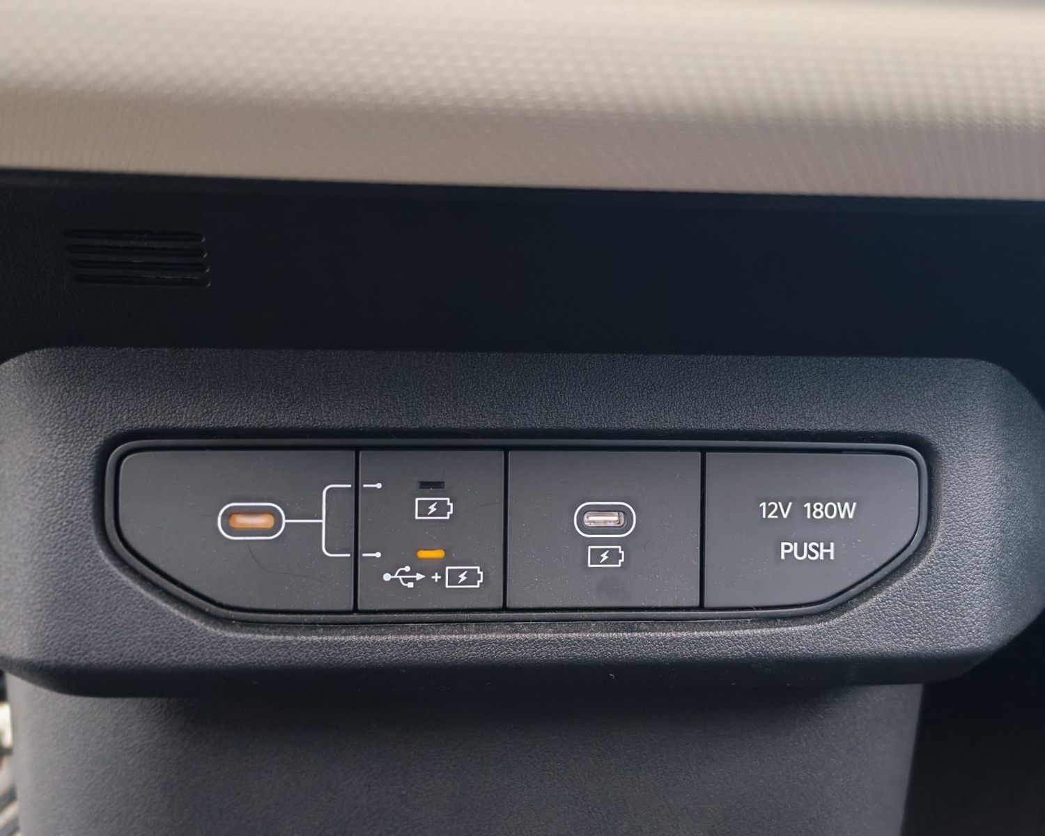 Kia EV4 – Bild 5
