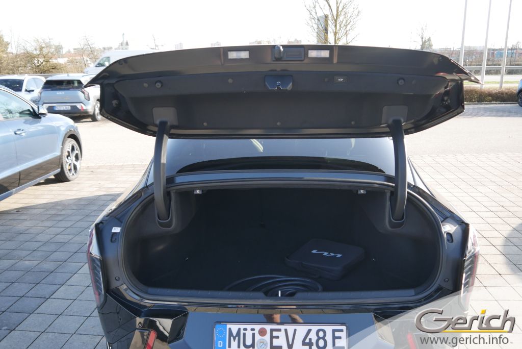 Kia EV4 Fastback – Bild 12