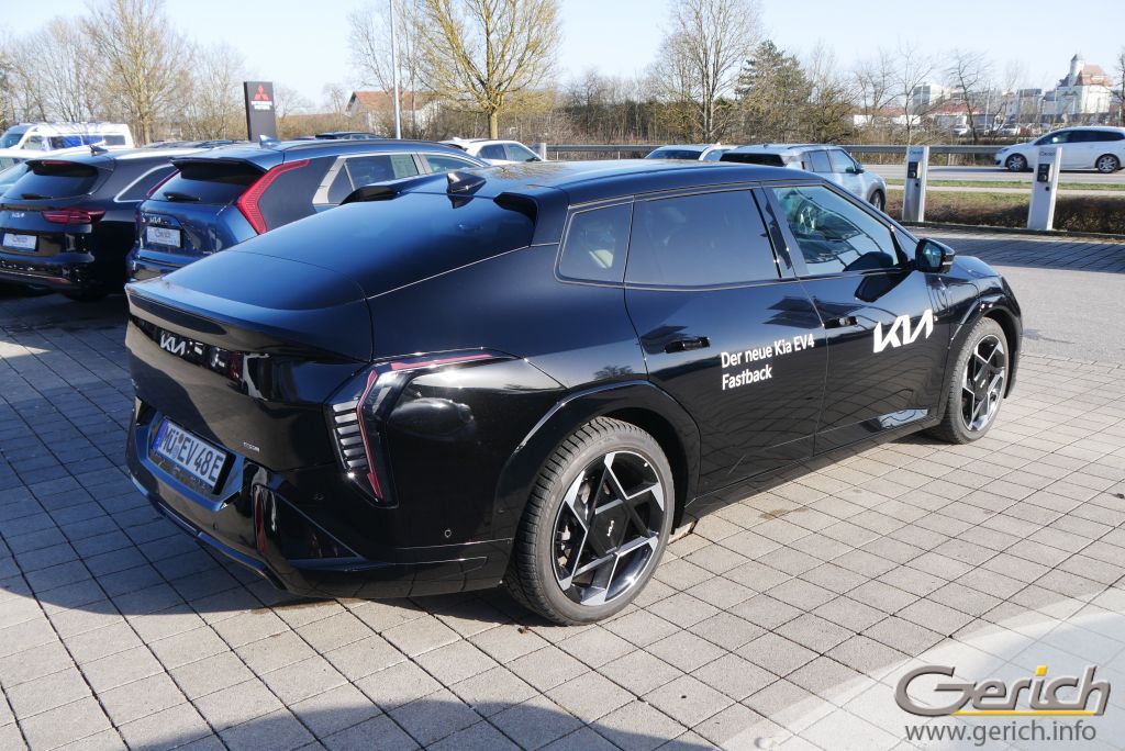 Kia EV4 Fastback – Bild 5
