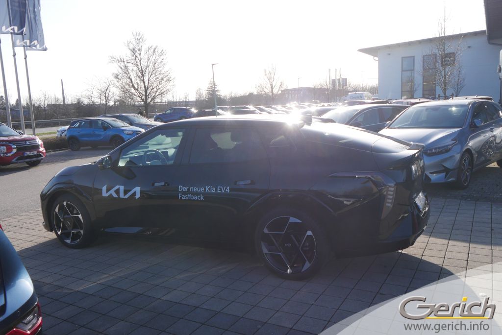 Kia EV4 Fastback – Bild 8