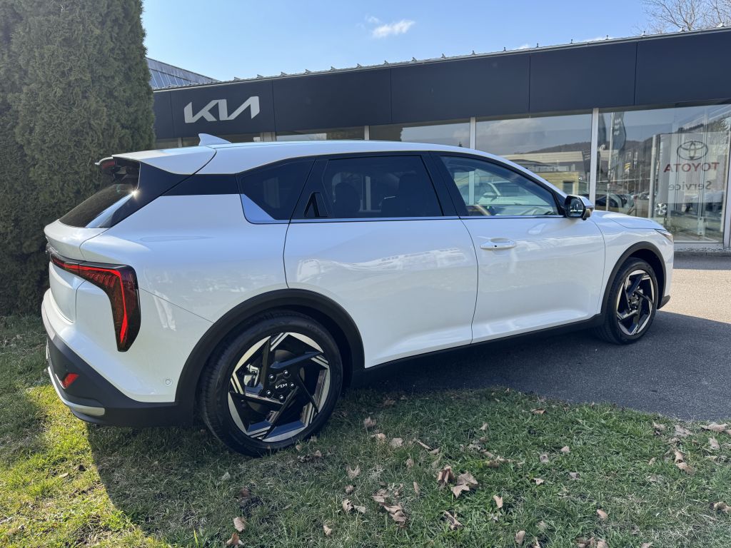 Kia K4