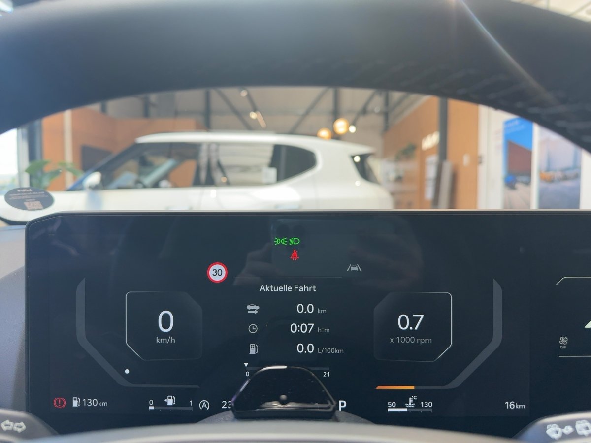 Kia K4 – Bild 14