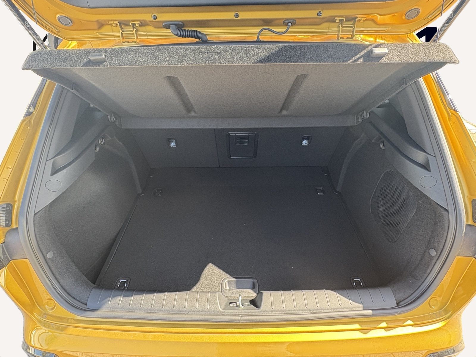 Kia K4 – Bild 8